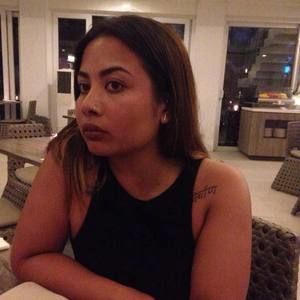 Meet your Posher, Denise